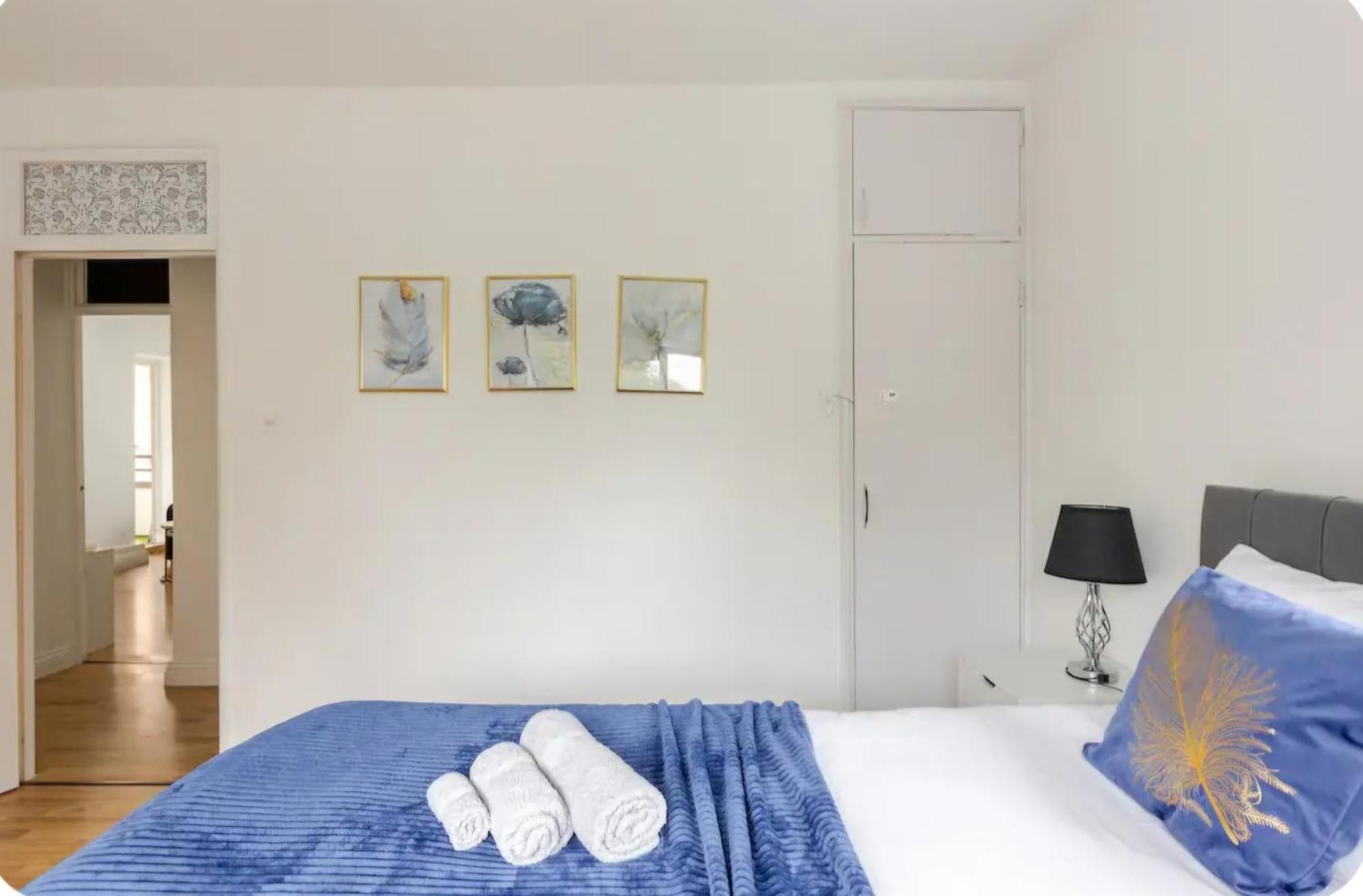 Spacious Two Bedroom Apartment In Battersea, Free Parking London Exterior photo