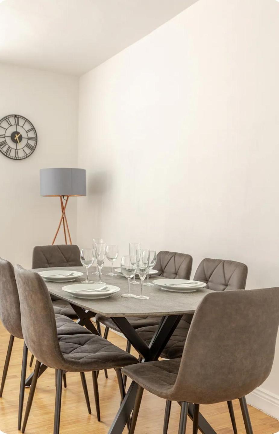 Spacious Two Bedroom Apartment In Battersea, Free Parking London Exterior photo
